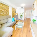 Beautiful Recently Renovated With Wifi And A C