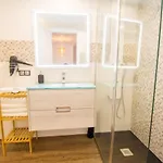 Beautiful Recently Renovated With Wifi And A C