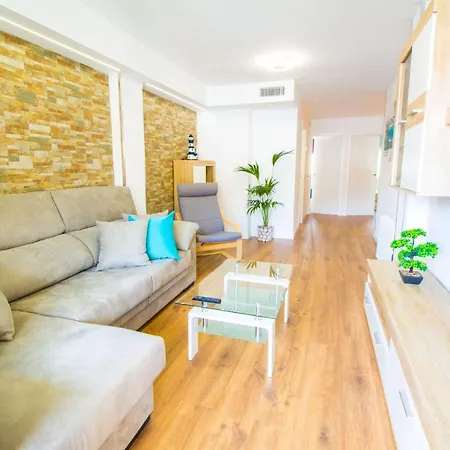 Beautiful Recently Renovated With Wifi And A C