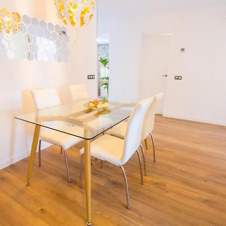 Apartman Beautiful Recently Renovated With Wifi And A C *